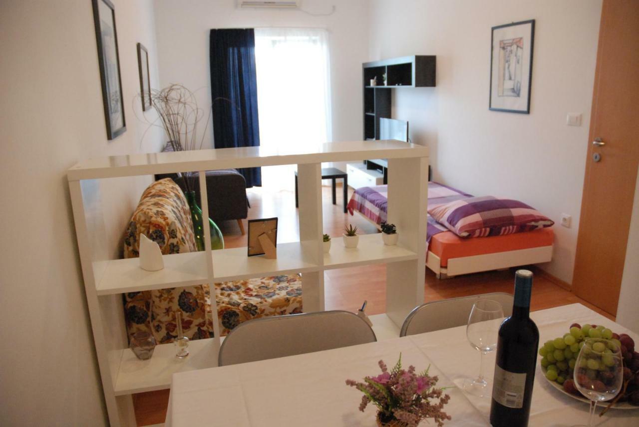 Apartmani Radin Rosini Экстерьер фото