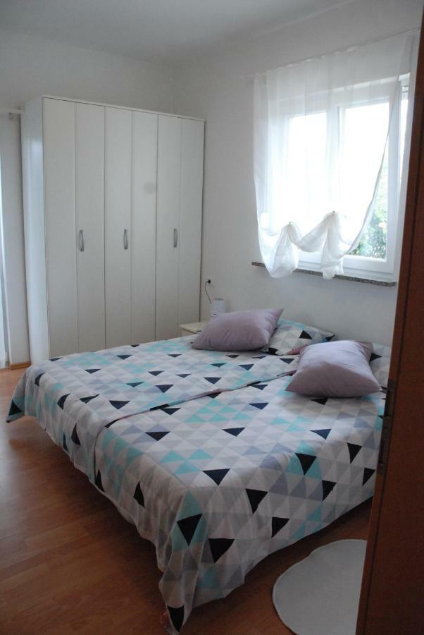 Apartmani Radin Rosini Экстерьер фото